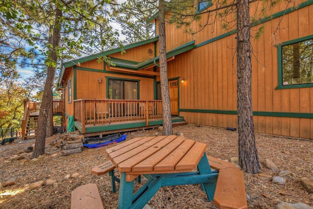 023 - Bearly Inn Big Bear Lake Exterior photo